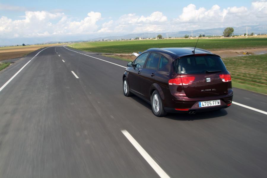  Seat Altea XL 2006 года  (фото 38 из 134)
